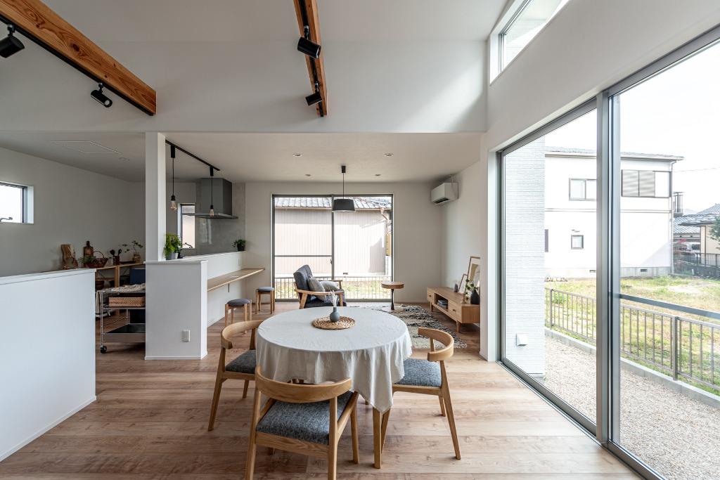 内と外を繋ぐ開放的な設計